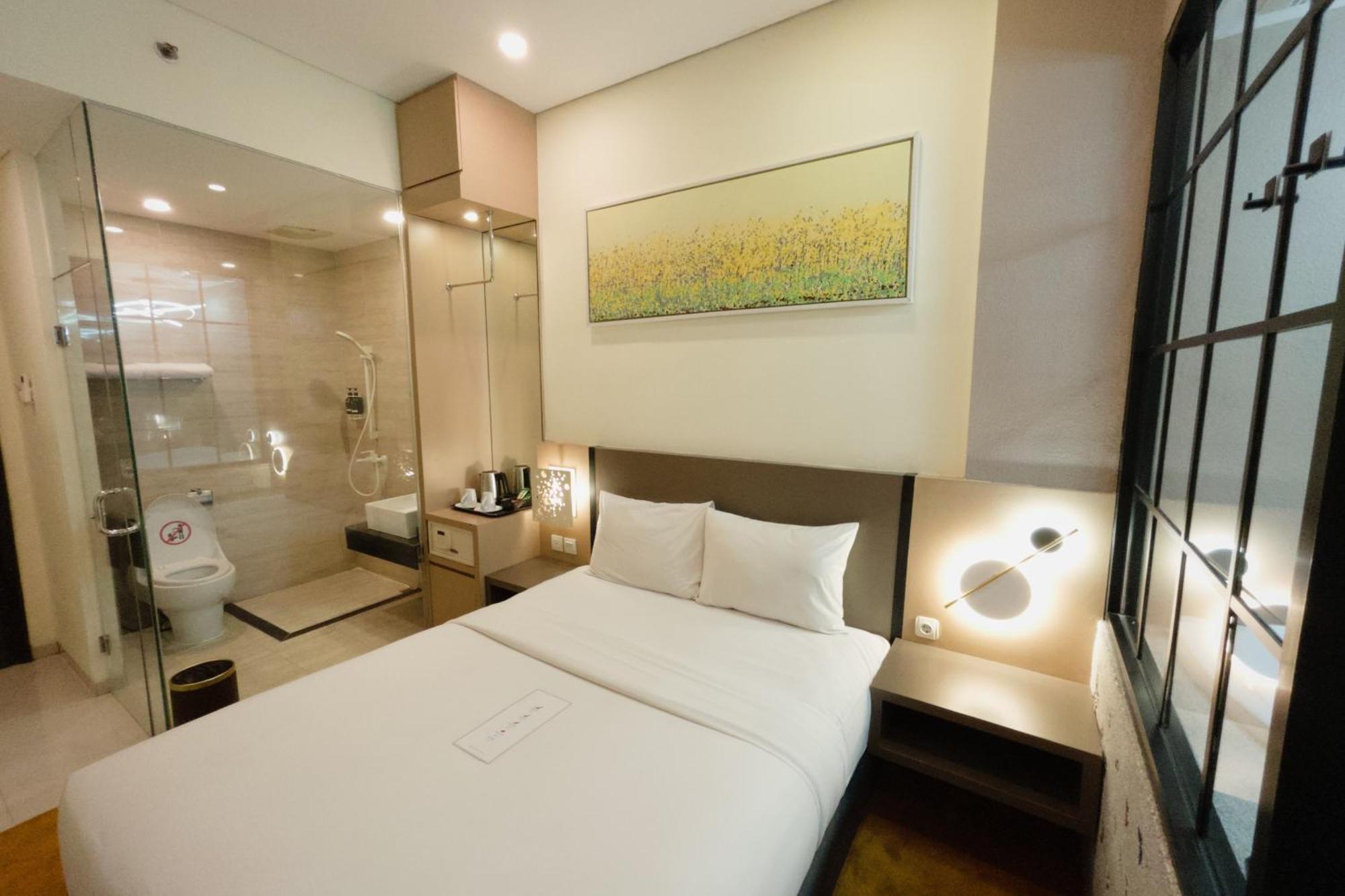 Oak Tree Urban Hotel Джакарта Экстерьер фото